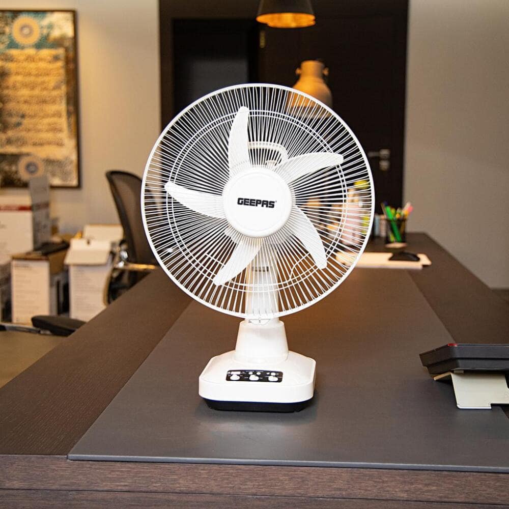 Geepas Rechargeable 12 Inch Oscillating Fan GF21118 - Image 5