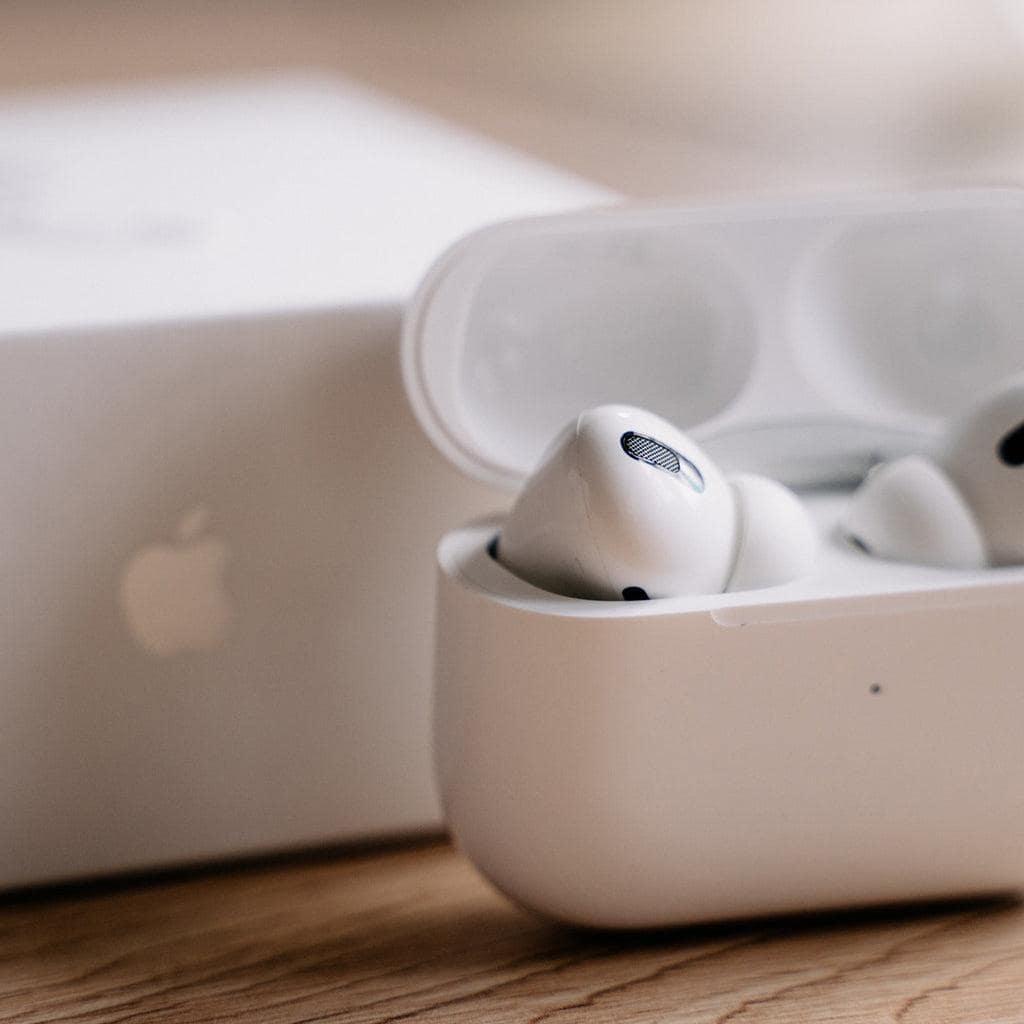 Apple AirPods Pro (Master Clone) - Image 3