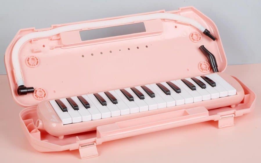 Bee Melodica 32 Key with Box (PINK) - Image 5